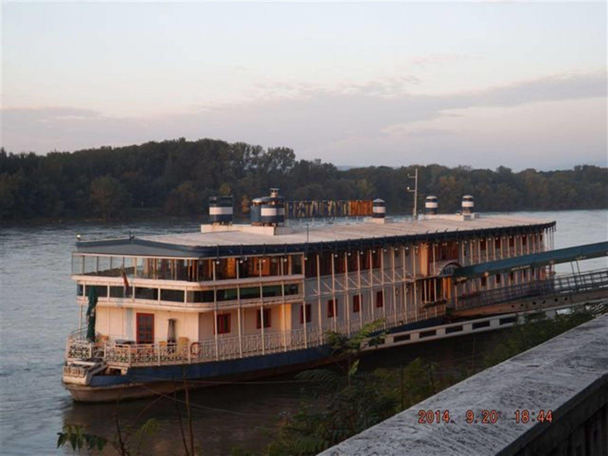 Botel Marina Bratislava Exterior foto